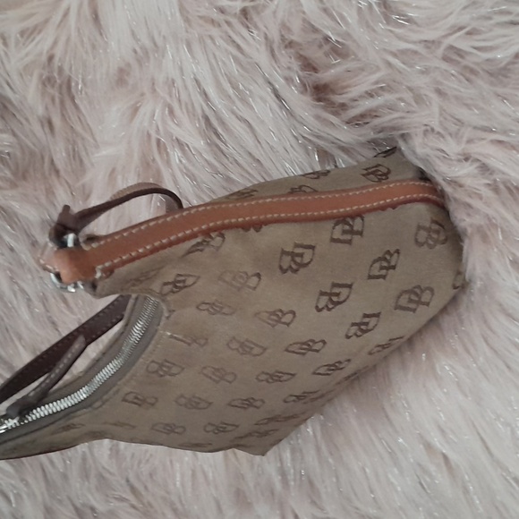 Dooney & Bourke  Mini Handbag​ - Picture 5 of 12